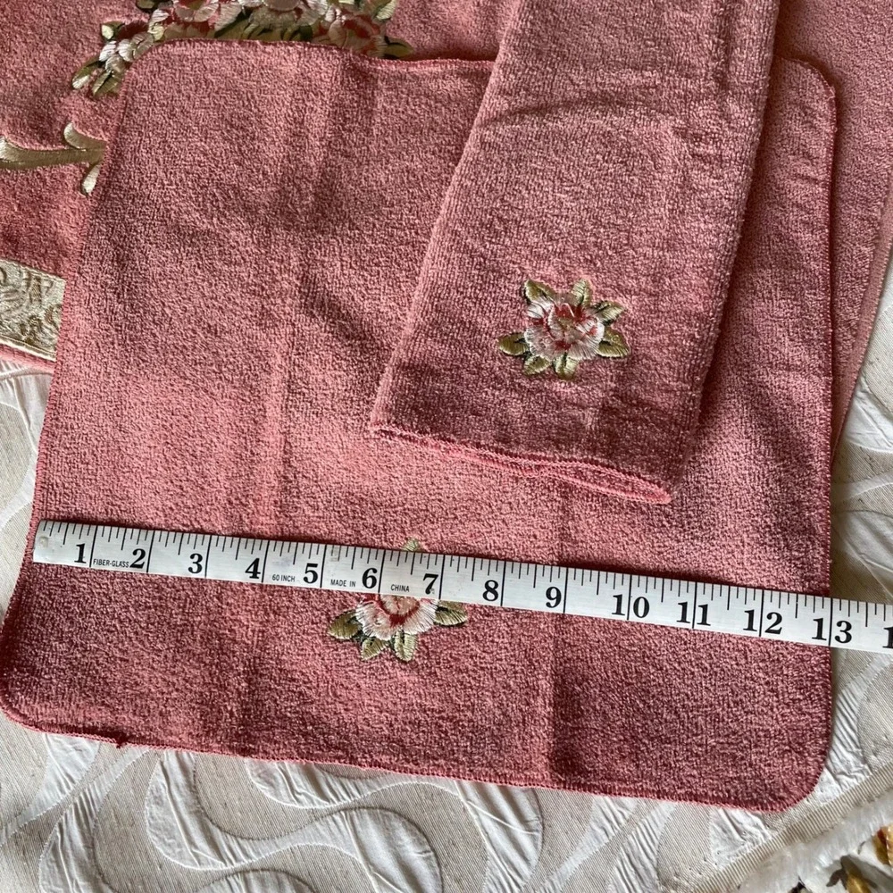 Avanti Linens 4pc Towel Set Dusty Rose Pink Floral Embroidered Cotton USA Made